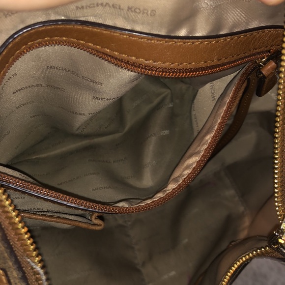 Leather Michael Kors Vintage Saddlebag fringe tassel Purse - Picture 11 of 12